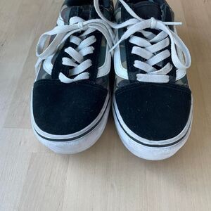 Van’s Child Sneakers Size 3